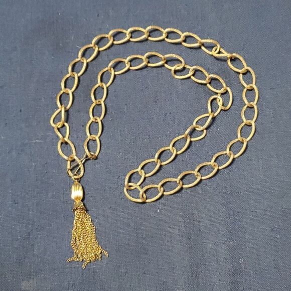 #2 Vintage Signed Japan Gold Tone Chain and Tassel Belt/Necklace - Picture 1 of 3
